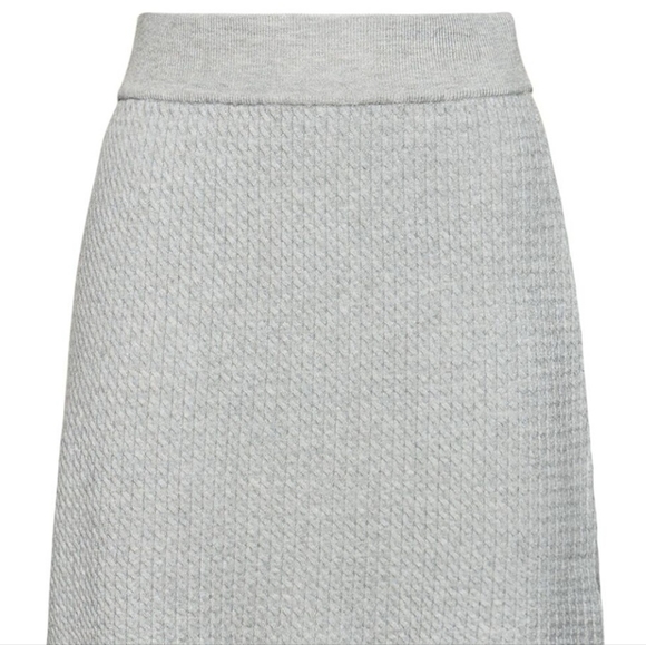 Weworewhat - Picture 2 of 5